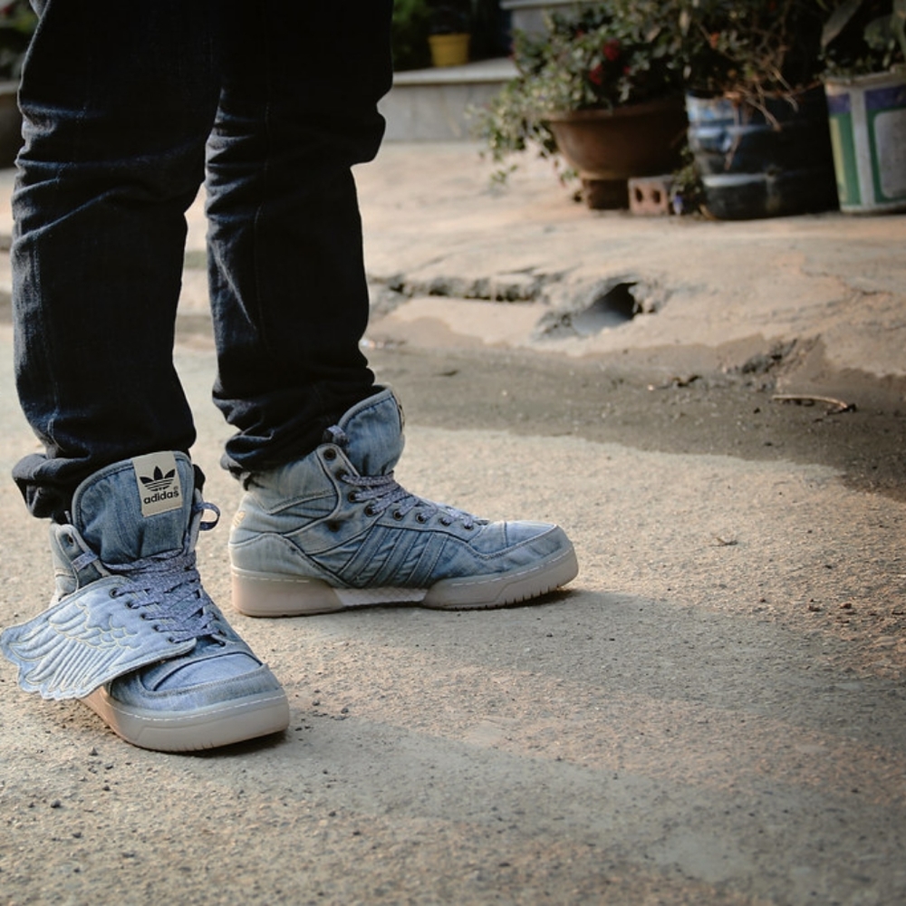 Jeremy Scott X Adidas Denim Wings Sneakers - Picture 11 of 11